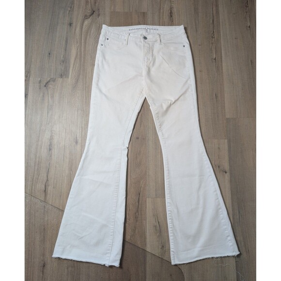 Denim - Articles Of Society White Flare Jeans Size 28 Stretch Jamaica Wash Los Angeles